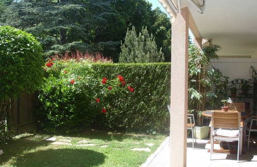 Annecy-le-Vieux Apartamento | Muy bonito T3 rehecho jardín planta orientado al sur