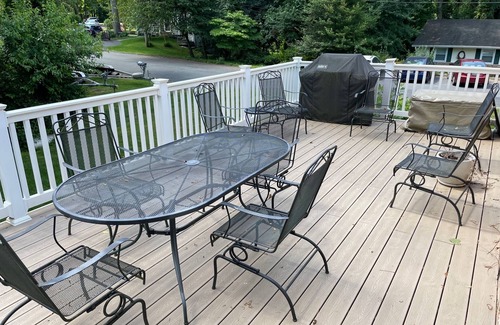 Edgewater Casa | Very nice house on quiet lot, dead end street. Kid friendly neighborhood.