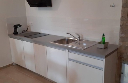 Potocnica Apartamento | Muy buena ubicación, a 80 metros de la playa, apta para niños