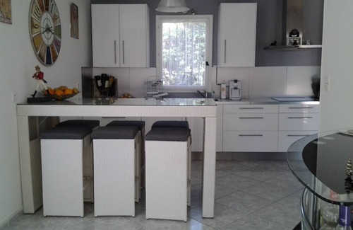 Gignac-la-Nerthe Villa | VILLA MUY BONITA PARA 10 PERSONAS MÁXIMO