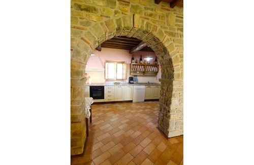 Castiglion Fibocchi Villa | Antigua casa de piedra con jardín privado y piscina. Excelente relación calidad-precio. tranquilo