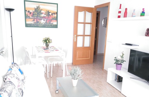 Sant Pere de Ribes Apartamento | Piso muy tranquilo a 5 5km de Sitges