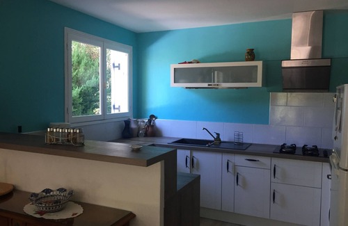 Roussas Villa | Villa muy tranquila en Drôme Provençale, piscina privada vallada de 10 m.