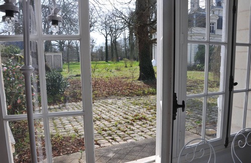 Brain-sur-Allonnes Otro | Very spacious GITE 8-12 people in the courtyard of the Château
