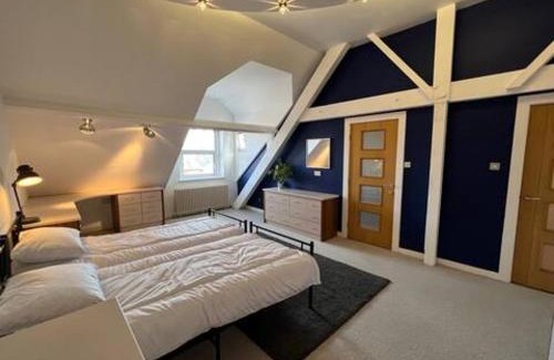 Heaton Apartamento | Very Spacious 2 Bdrm Flat