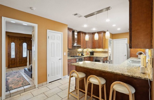 Whispering Oaks Casa | Very Spacious 5-bed w/ Pool, Hot Tub, Mini Golf, Game Room, Playground and More!