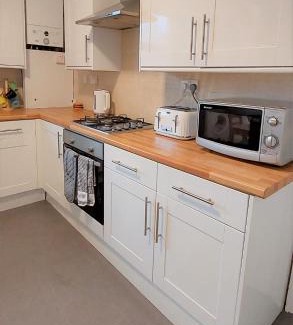 Fairfield Apartamento | Very spacious two bedroom converted apartment in East Croydon