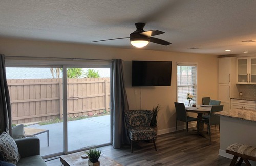 Casselberry Condominio | Very Special HGTV Type 2 bed 1 bath
