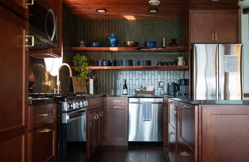Lowell Point Casa | Vessel Beach House - Starboard, Beachfront Retreat Sleeps 6
