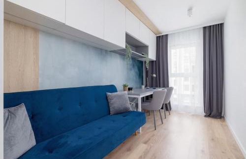 Pradnik Bialy Apartamento | Vetulaniego Apartment with Air Conditioning & Parking by Renters Prestige