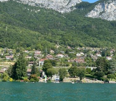 Veyrier-du-Lac Apartamento | Veyrier-du-Lac ANNECY 60 m2 4-6 pers proche plage 1Garage Terrasse vue lac
