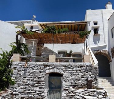 Tinos Casa | Vgena's house in Dio Choria