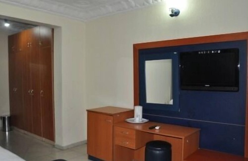 Port Harcourt Hotel | Vhelbherg Imperial Hotel