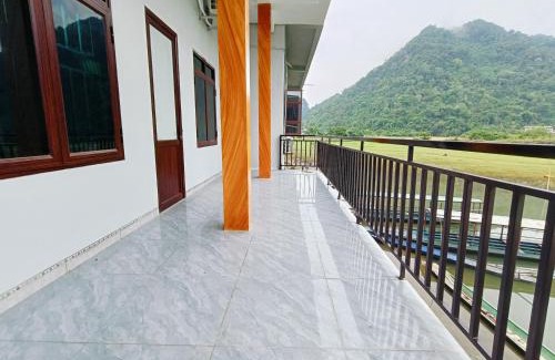 Nam Mau Cama Y Desayuno | Việt Hùng Nhà Nghỉ