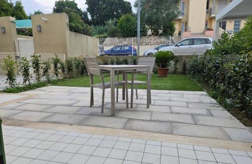 Civitanova Marche Apartamento | Via Bachelet 8 Luxury House
