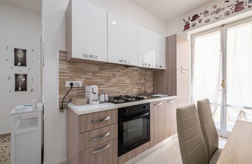 Bagnoli Apartamento | Via Diomede Carafa 58