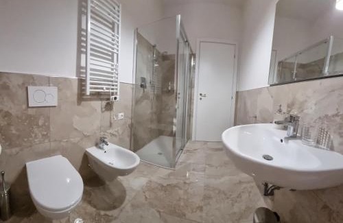 Roccabianca Casa | Via Guareschi