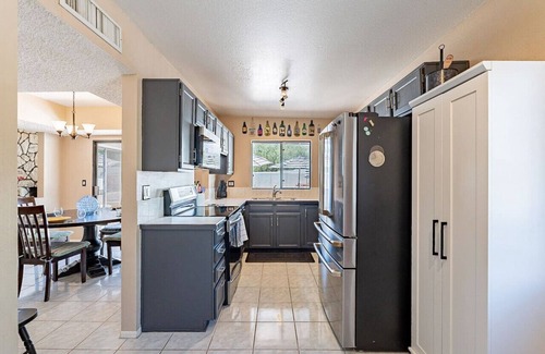 Catalina Madre Casa | East Tucson / Sleep 7 / Pool & Hot Tub / 3BR 2BA