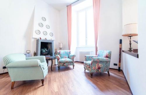 Como City Centre Casa | Via Natta 15 - The House Of Travelers
