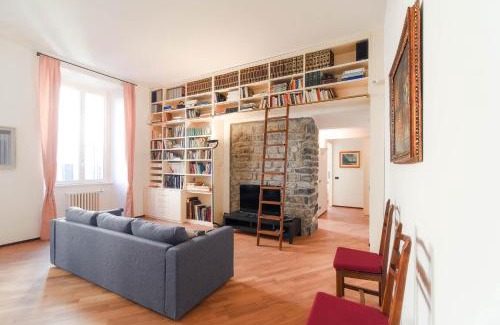Como City Centre Casa | Via Natta 15 - The House Of Travelers