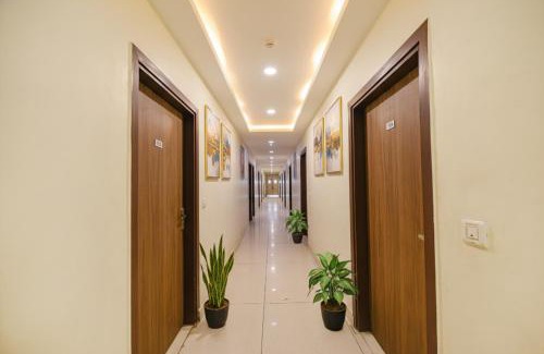 New Delhi Hotel | Via Seven Heaven