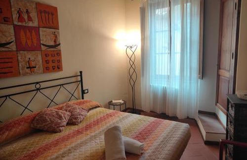Castagneto Carducci Casa | Via Varese 34 Affittacamere