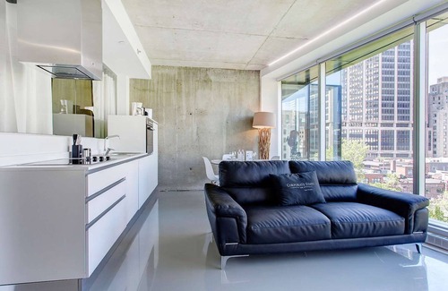 International District Apartamento | Vibrant 2BR- Near Old Montreal w/Hot tub