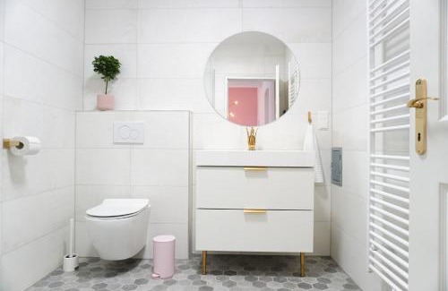 Hernals Apartamento | Vibrant Design Apartments - Full Kitchen - Wi-Fi - 18 Mins to City Centre