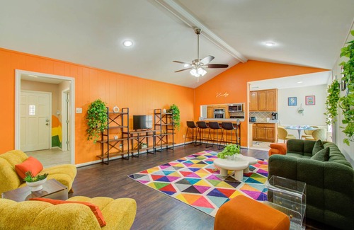 Woodlake - Briar Meadow Casa | Vibrant Hub: Central Location - Golf Stadiums