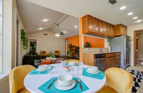 Woodlake - Briar Meadow Casa | Vibrant Hub: Central Location - Golf Stadiums