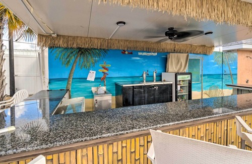 Braden River Cabaña | Vibrant & Pet-Friendly Oasis w/ Resort Perks!