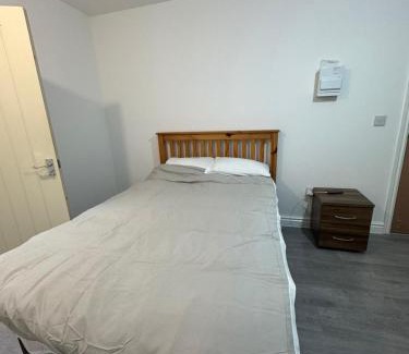 Oldham Casa | Vic Vic property