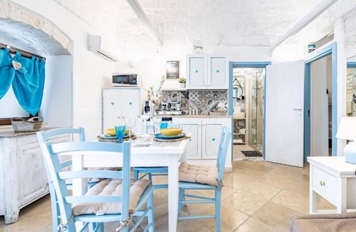 Ostuni Apartamento | Vico di Ostuni Apartments by Rentbeat