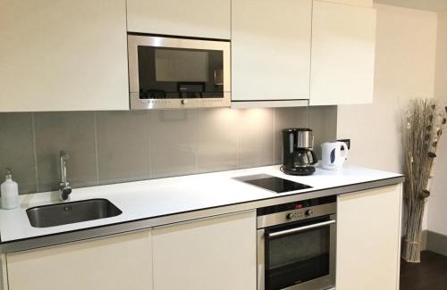 Chueca Apartamento | Victor Hugo 4 dcha BajoA by Forever Rentals