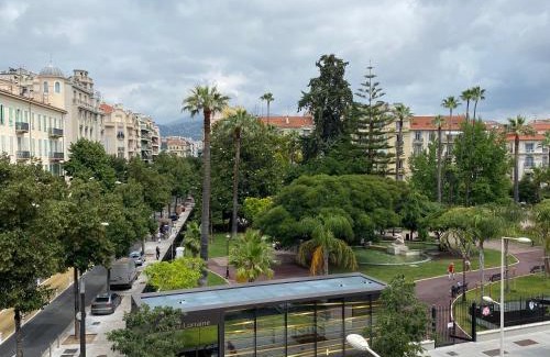 Gambetta Apartamento | VICTOR HUGO - Modern and sunny, terrace, 2 baths