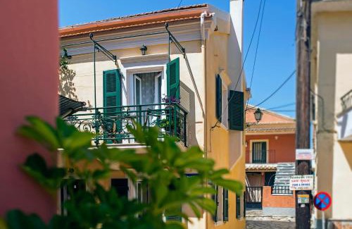 Chlomos Casa | Victor's Traditional House