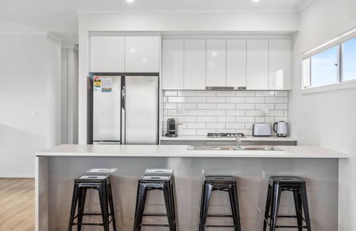 McCracken Apartamento | Victor View - With Space and Views