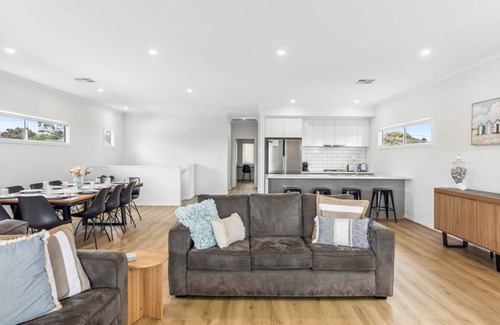 McCracken Apartamento | Victor View - With Space and Views