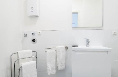 Dusseldorf Old Town Apartamento | Victoria Altstadt Suites