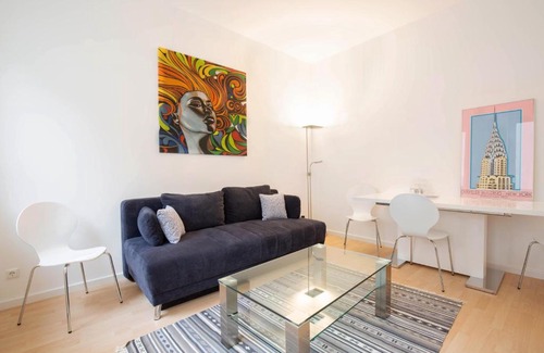 Dusseldorf Old Town Apartamento | Victoria Altstadt Suites
