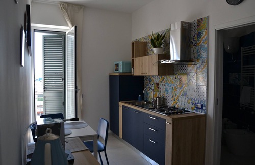 Torre Annunziata Apartamento | Victoria Apartments: Capri | 5 mins from Pompeii Ruins