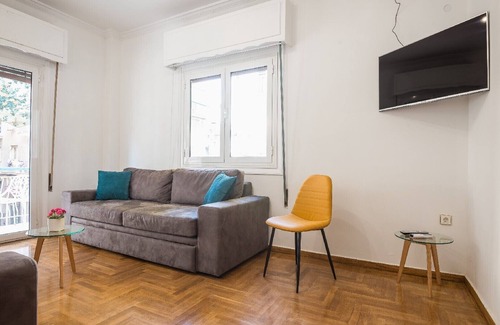 Platia Viktorias Apartamento | Victoria Best Apartments # 1