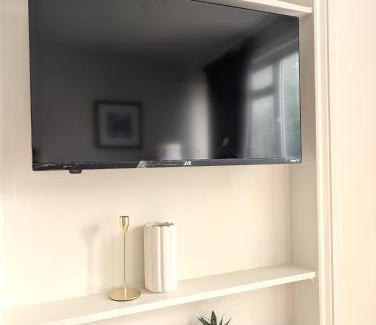 Warwick Cama Y Desayuno | Victoria Cosy One-Bedroom Apartment