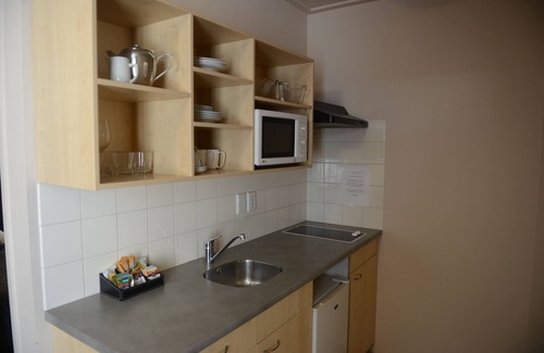 Te Aro Hotel | Victoria Court Motor Lodge