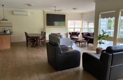 Corowa Casa | Victoria House- Great location