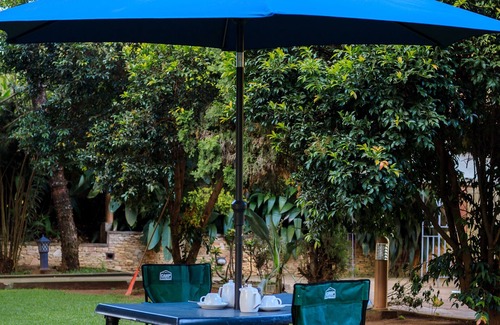 Kampala Apartamento | victoria view boutique hotels and tours
