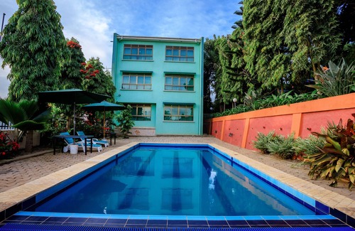Kampala Apartamento | victoria view boutique hotels and tours