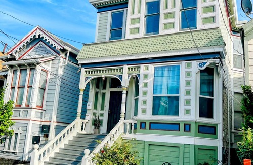 Prescott Condominio | West Oakland Victorian 1 cuadra de BART, 1 parada de SF, por Jack London Square