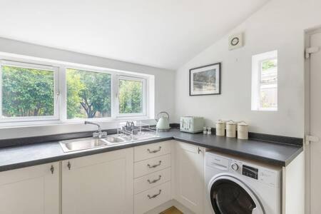Cambridge Casa | Victorian 2 Bedroom Home near the river Cam