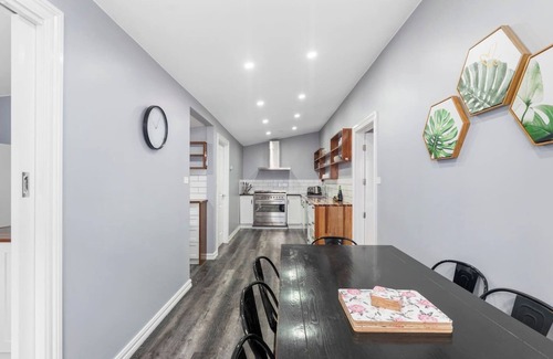 Ballarat Cabaña | Victorian Charm meets Modern Ease near Lake and CBD